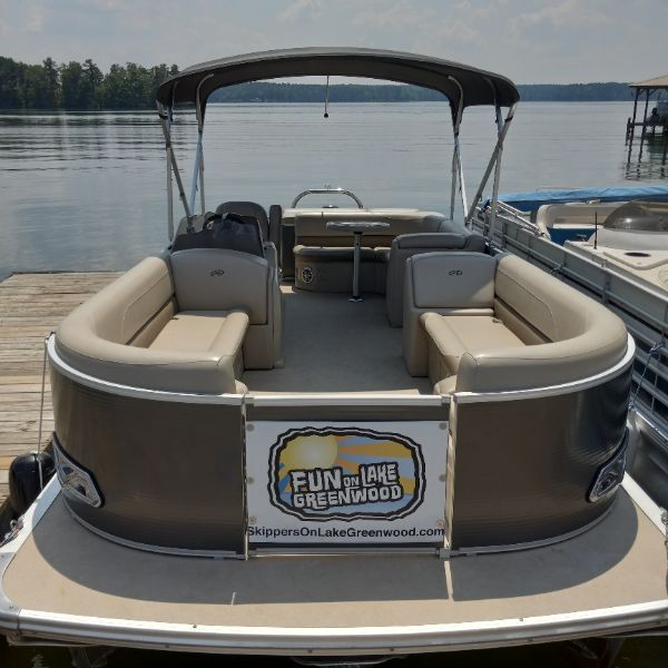 24 Ft DLX Tritoon